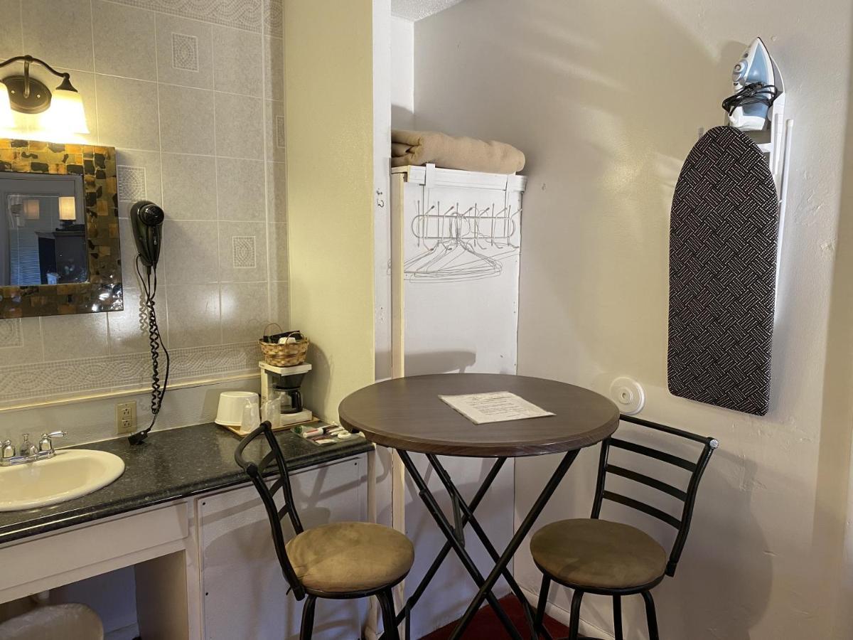 Knights Inn Fairview Dış mekan fotoğraf