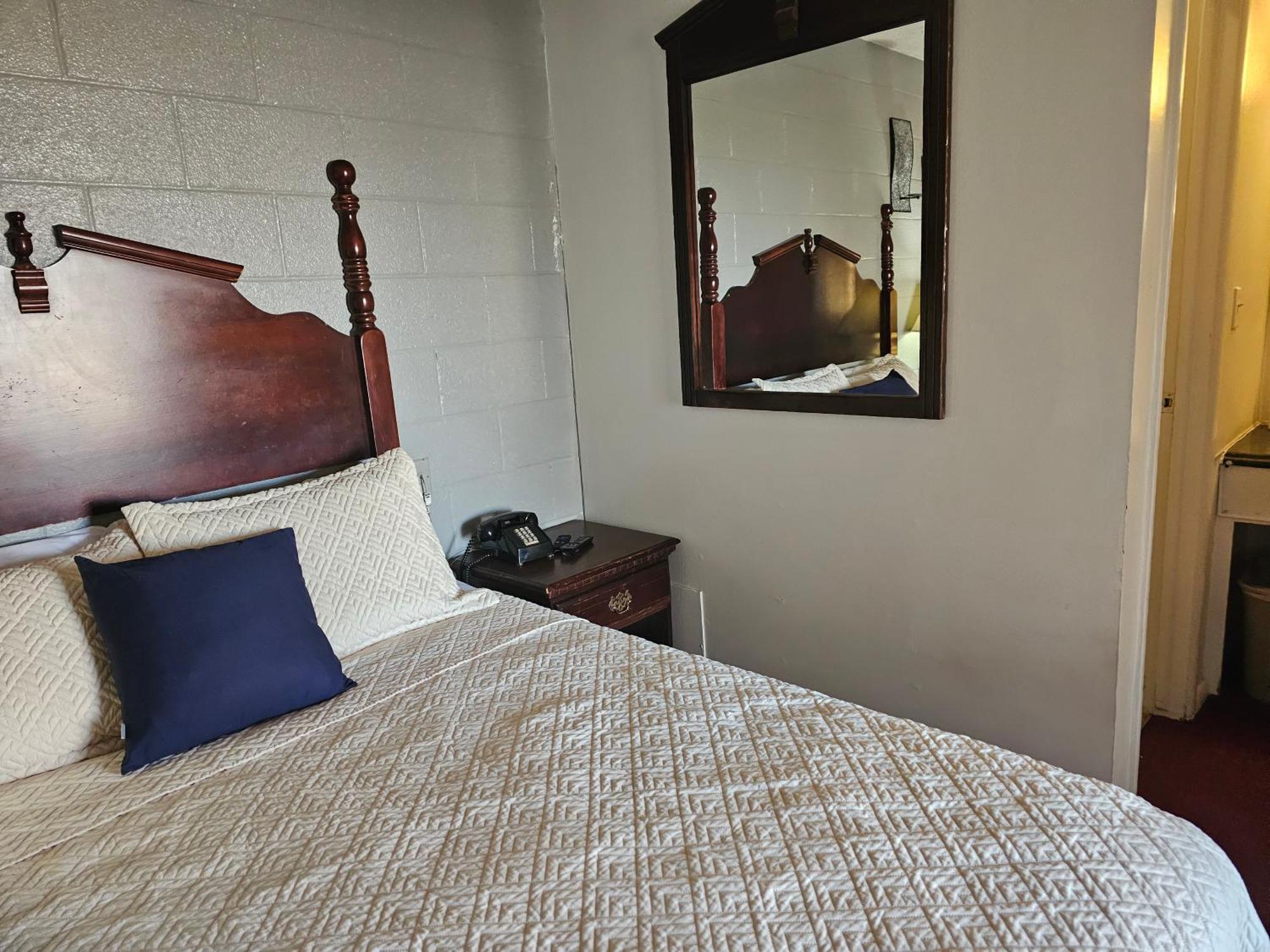 Knights Inn Fairview Dış mekan fotoğraf