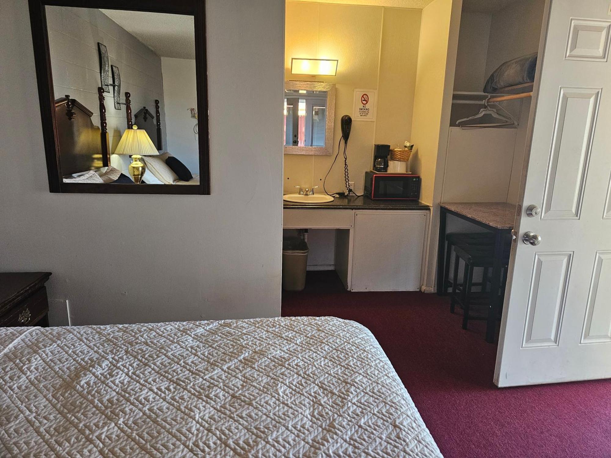 Knights Inn Fairview Dış mekan fotoğraf